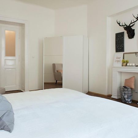 Kent Ridge Loft Apartment Prague Ngoại thất bức ảnh