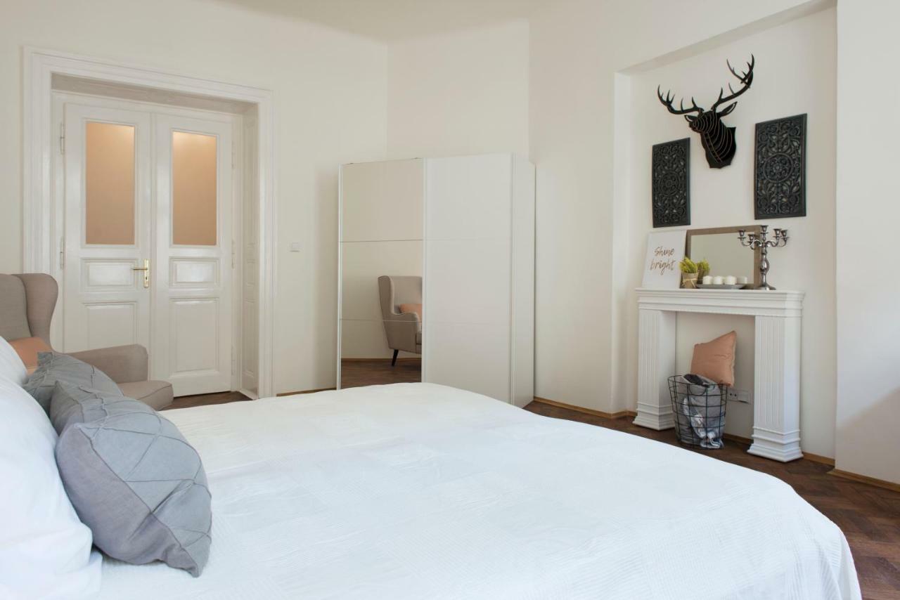 Kent Ridge Loft Apartment Prague Ngoại thất bức ảnh