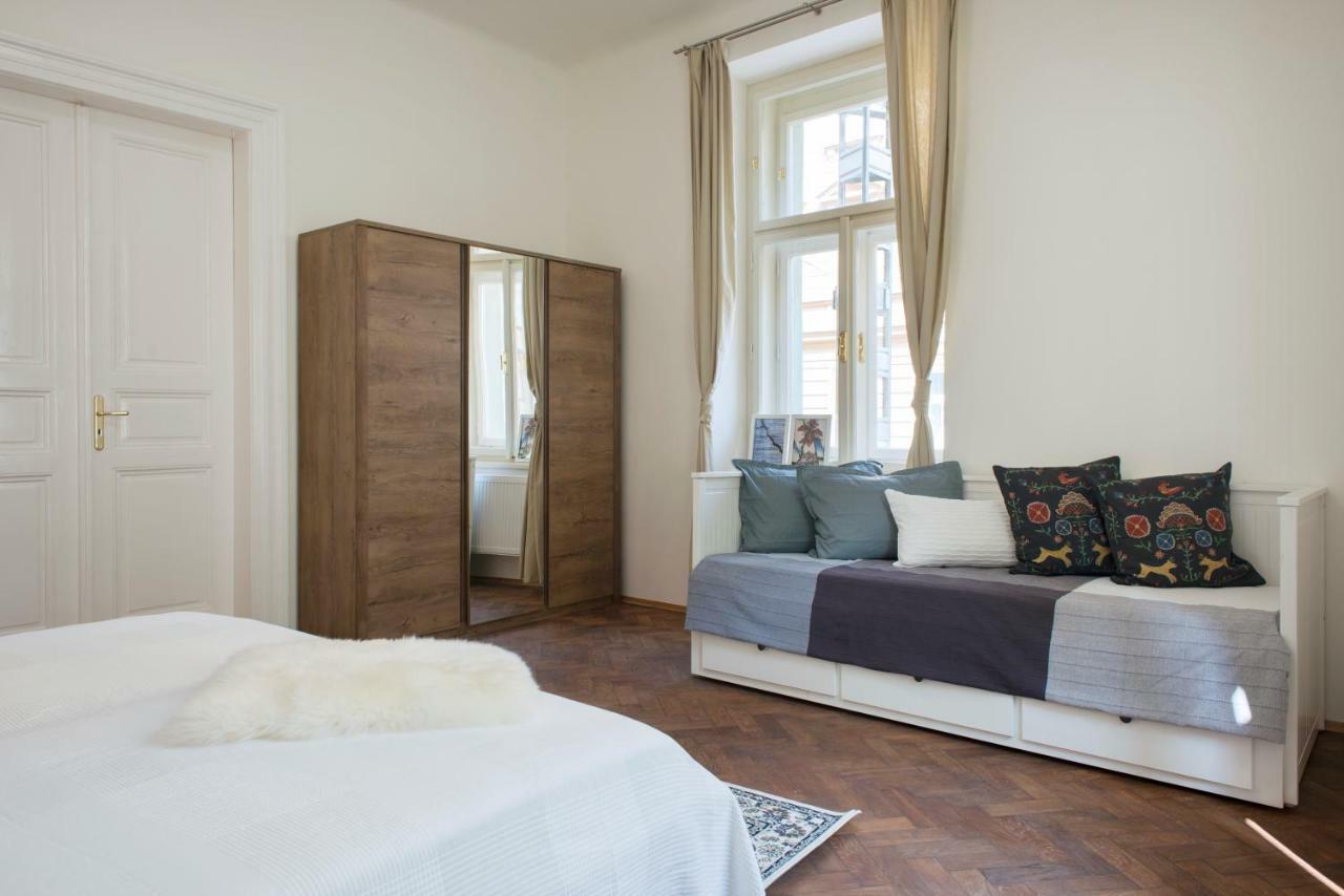 Kent Ridge Loft Apartment Prague Ngoại thất bức ảnh