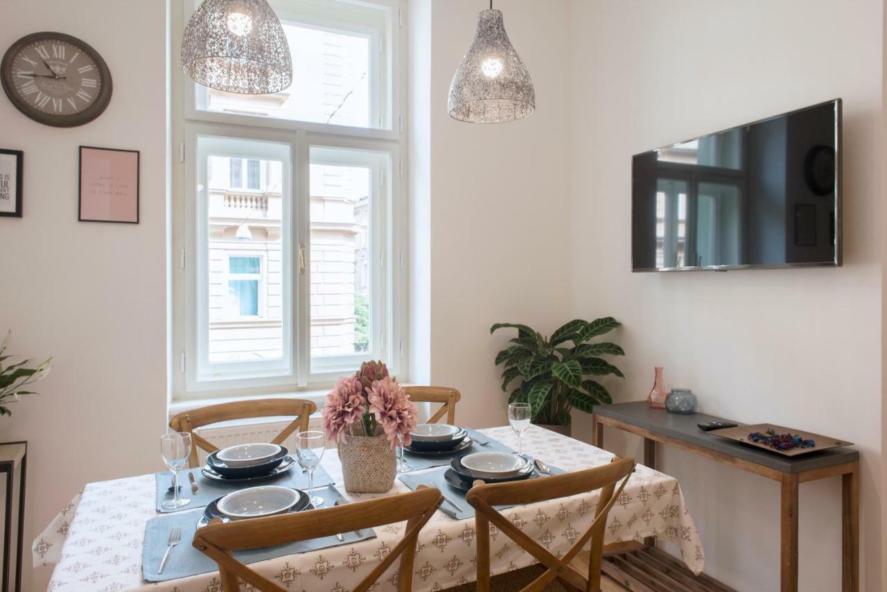 Kent Ridge Loft Apartment Prague Ngoại thất bức ảnh